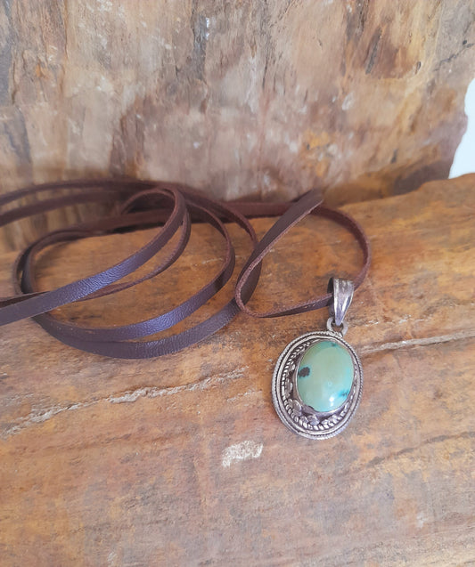 Green Turquoise pendant Necklace