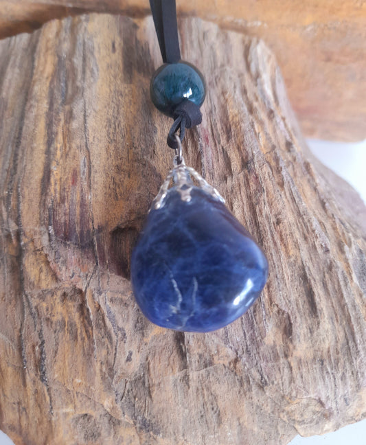 Lapis Lazuli Pendant Necklace