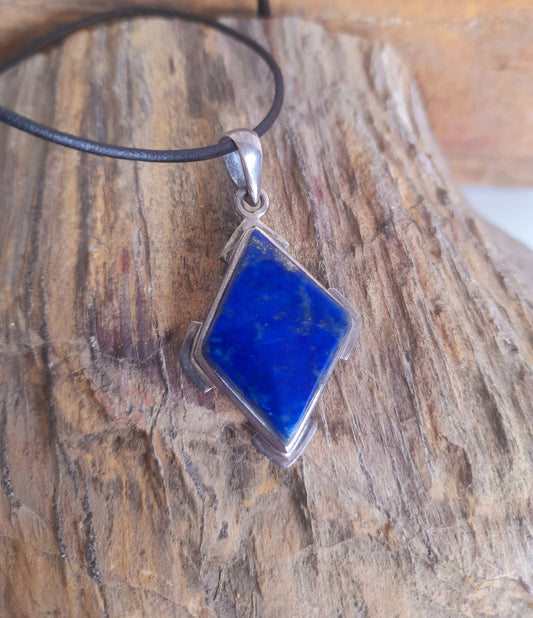 Lapis Lazuli Pendent Necklace